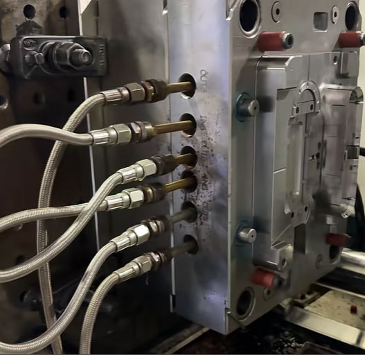 Cooling Time in Injection Molding: Calculation Methods and Practical Adjustments | DTG